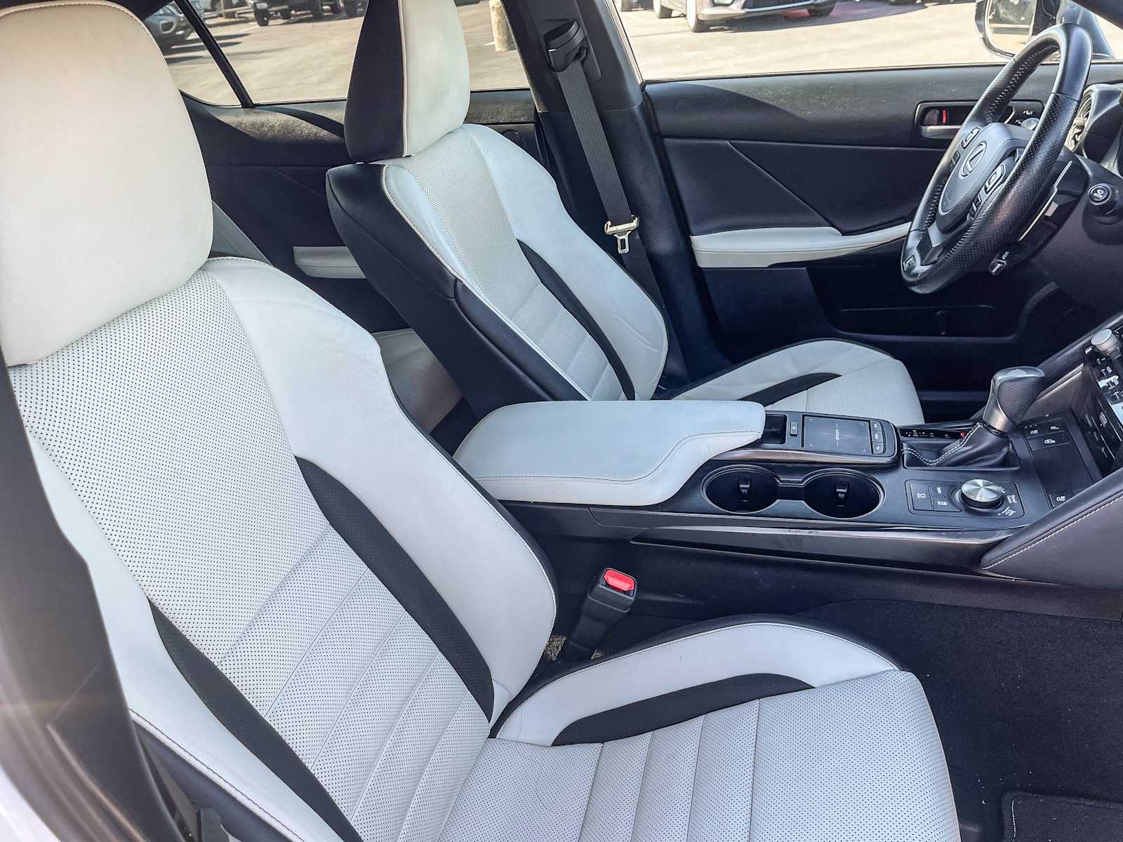 Thumbnail: 2023 Lexus IS - 16