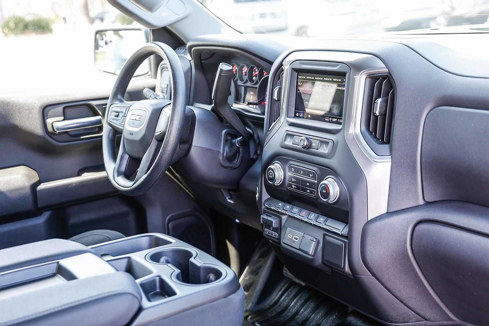 Thumbnail: 2025 GMC Sierra 1500 - 16