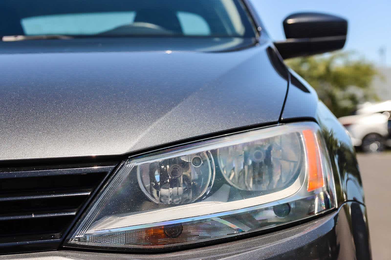 Thumbnail: 2014 Volkswagen Jetta - 10