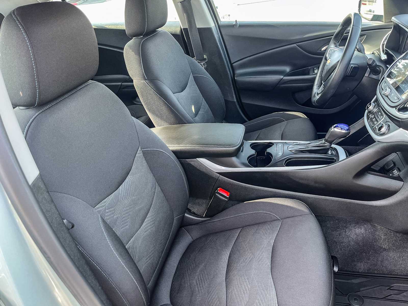 Thumbnail: 2019 Chevrolet Volt - 15