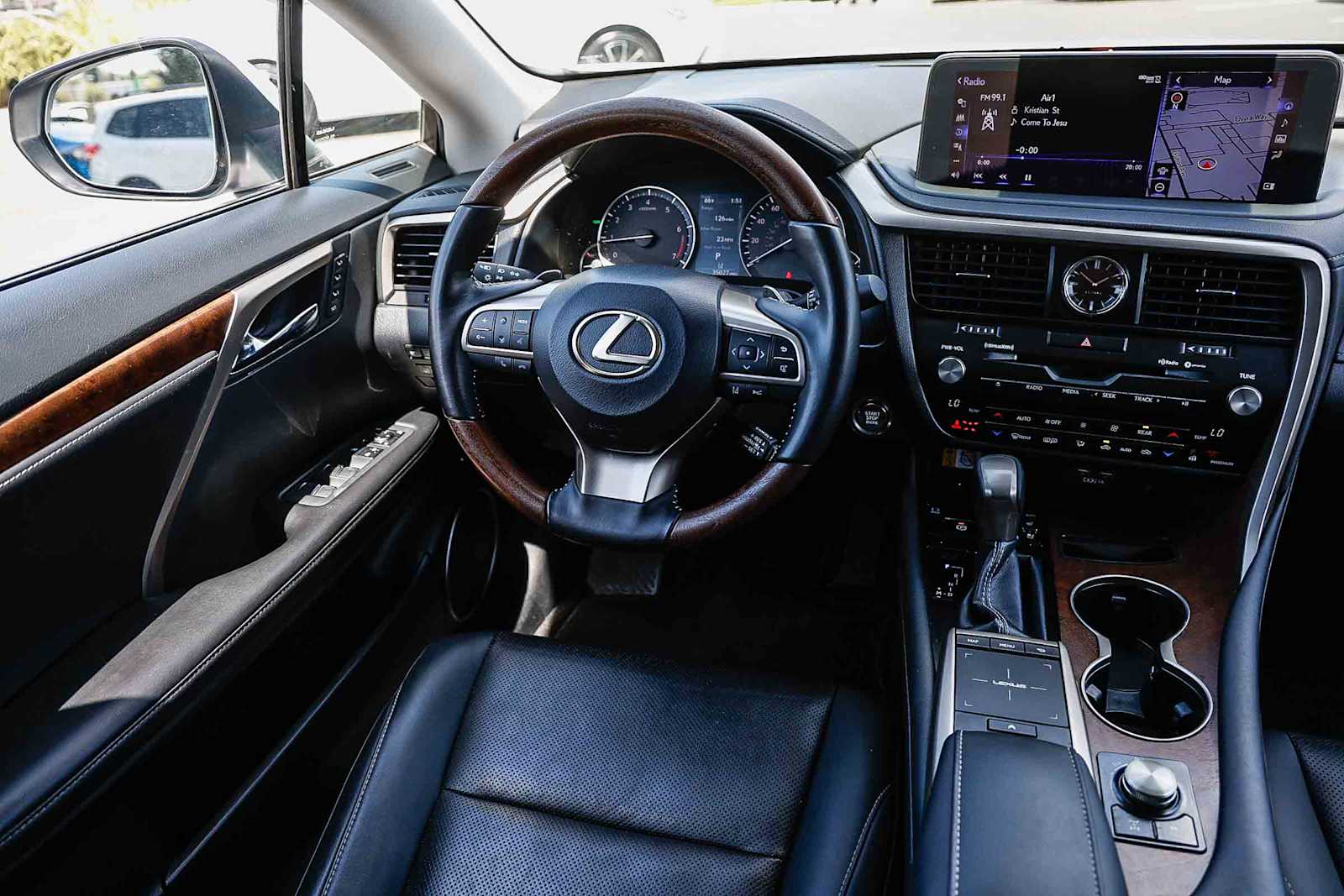 Thumbnail: 2022 Lexus RX - 24
