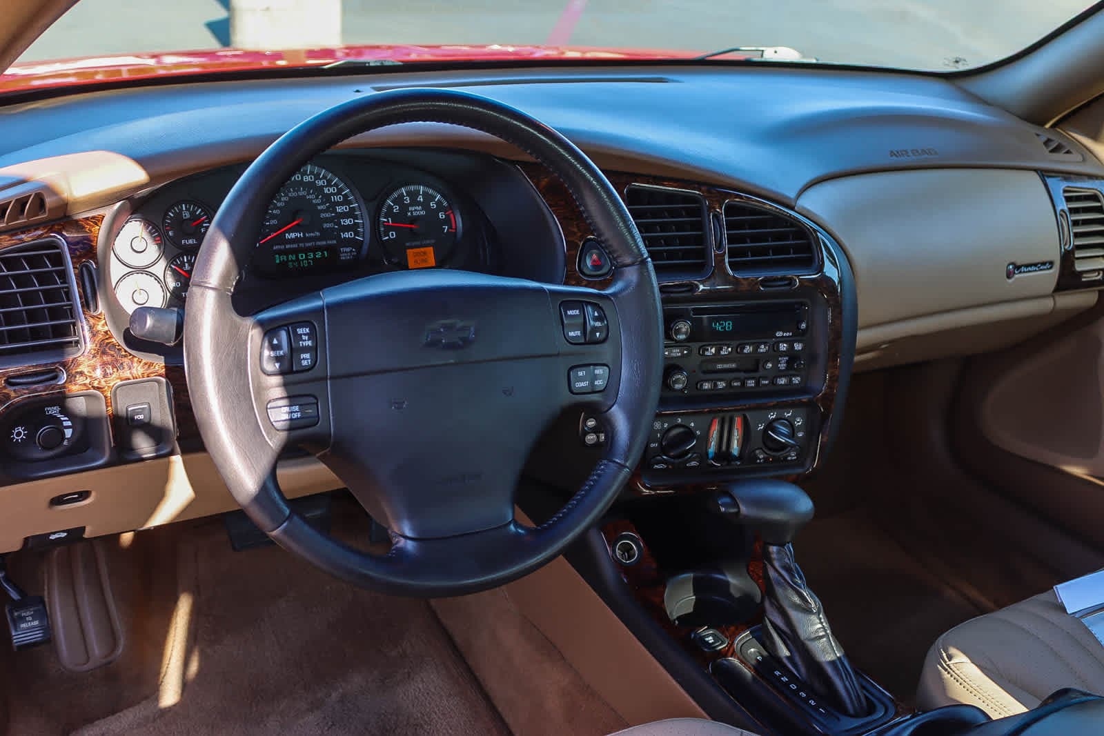 Thumbnail: 2000 Chevrolet Monte Carlo - 11