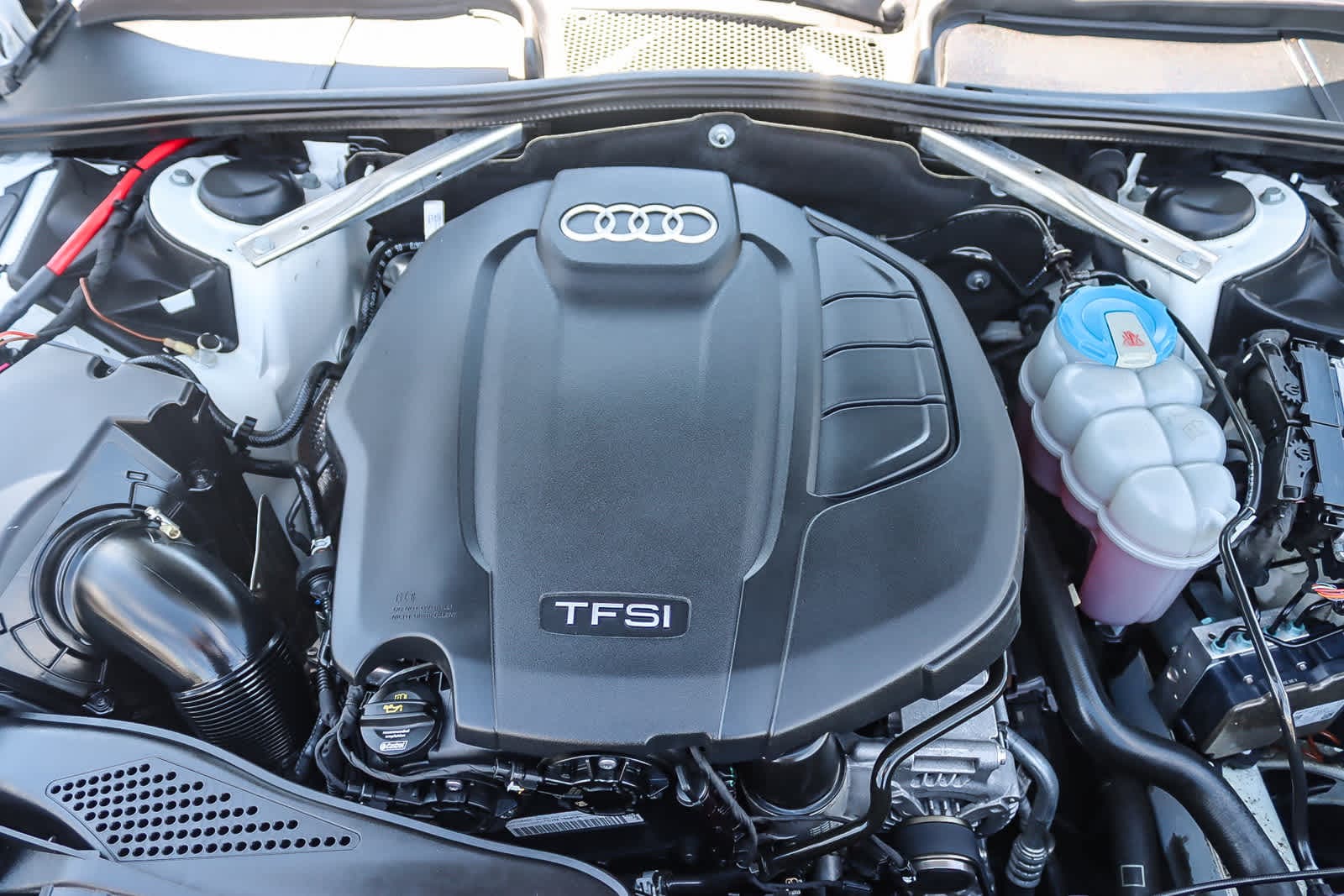 Thumbnail: 2019 Audi A4 - 27