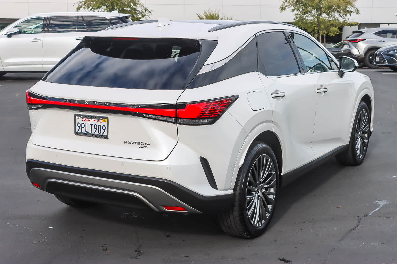 Thumbnail: 2024 Lexus RX - 4