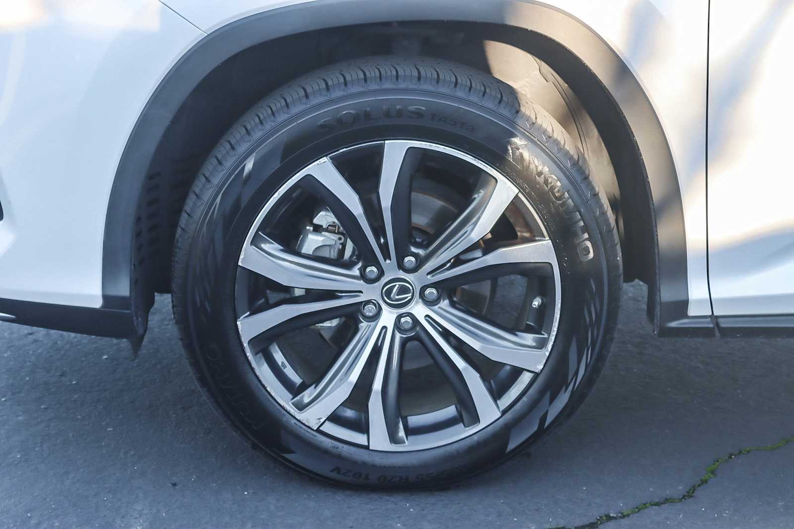 Thumbnail: 2020 Lexus RX - 9