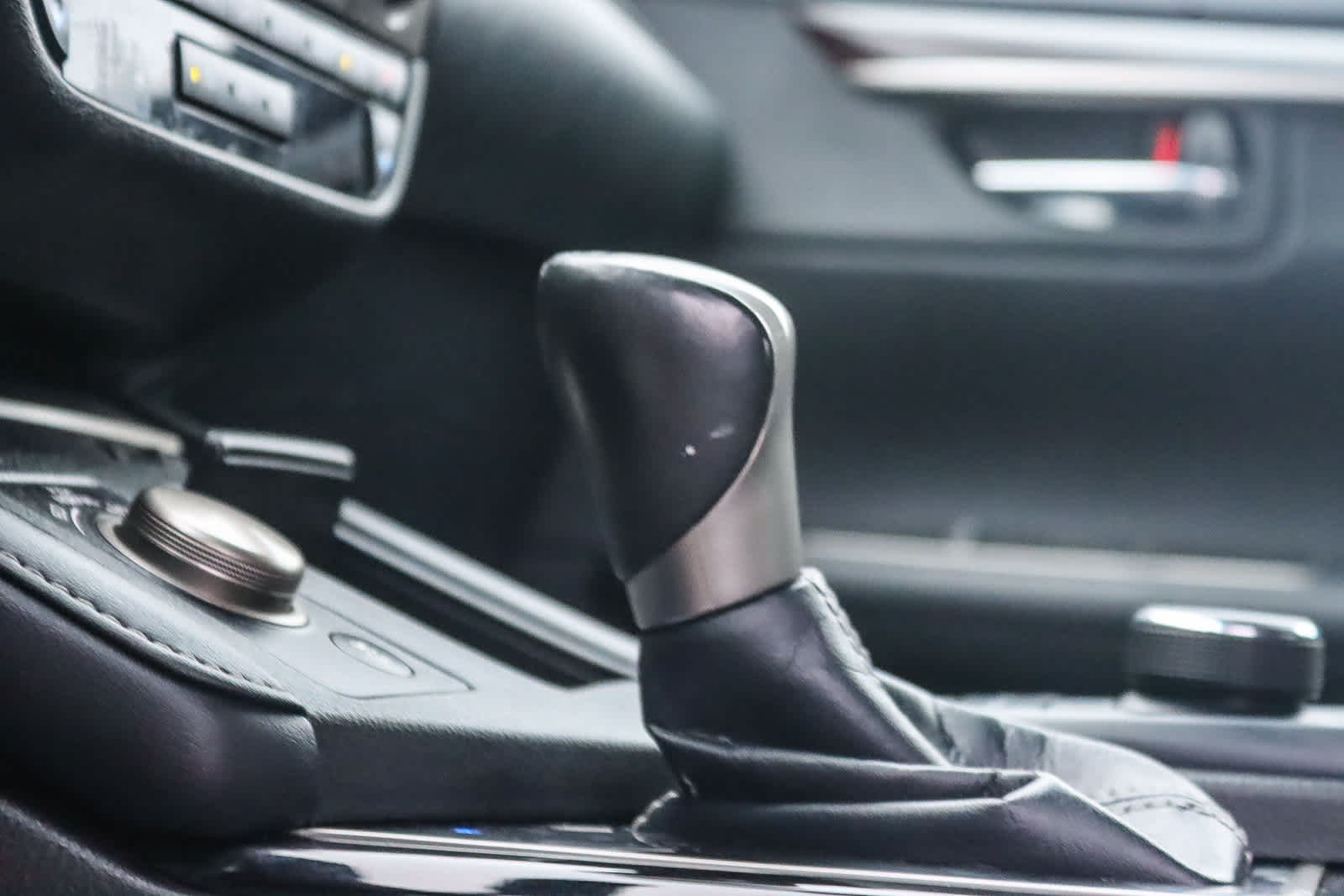 Thumbnail: 2017 Lexus ES - 22