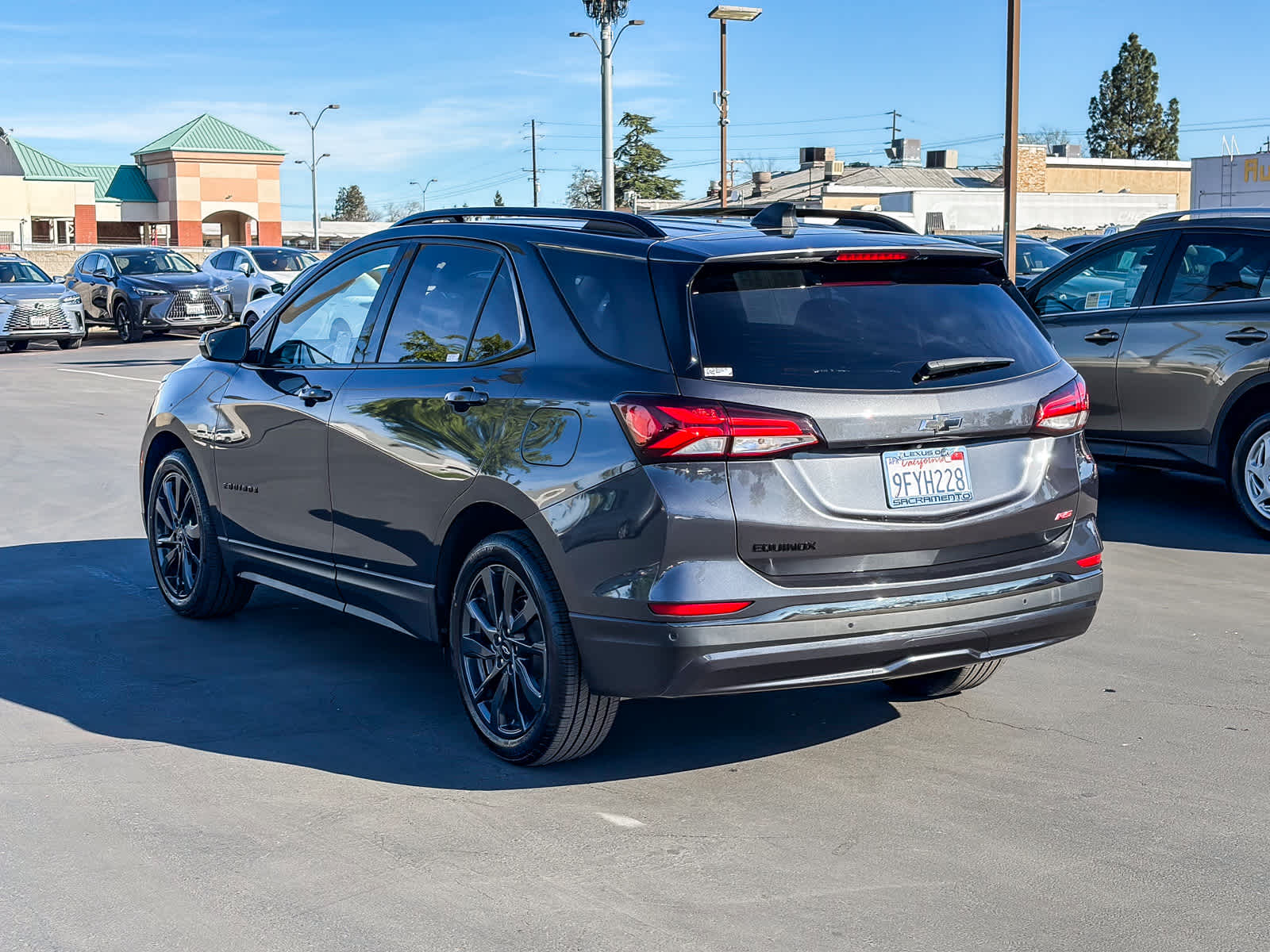 Thumbnail: 2022 Chevrolet Equinox - 2