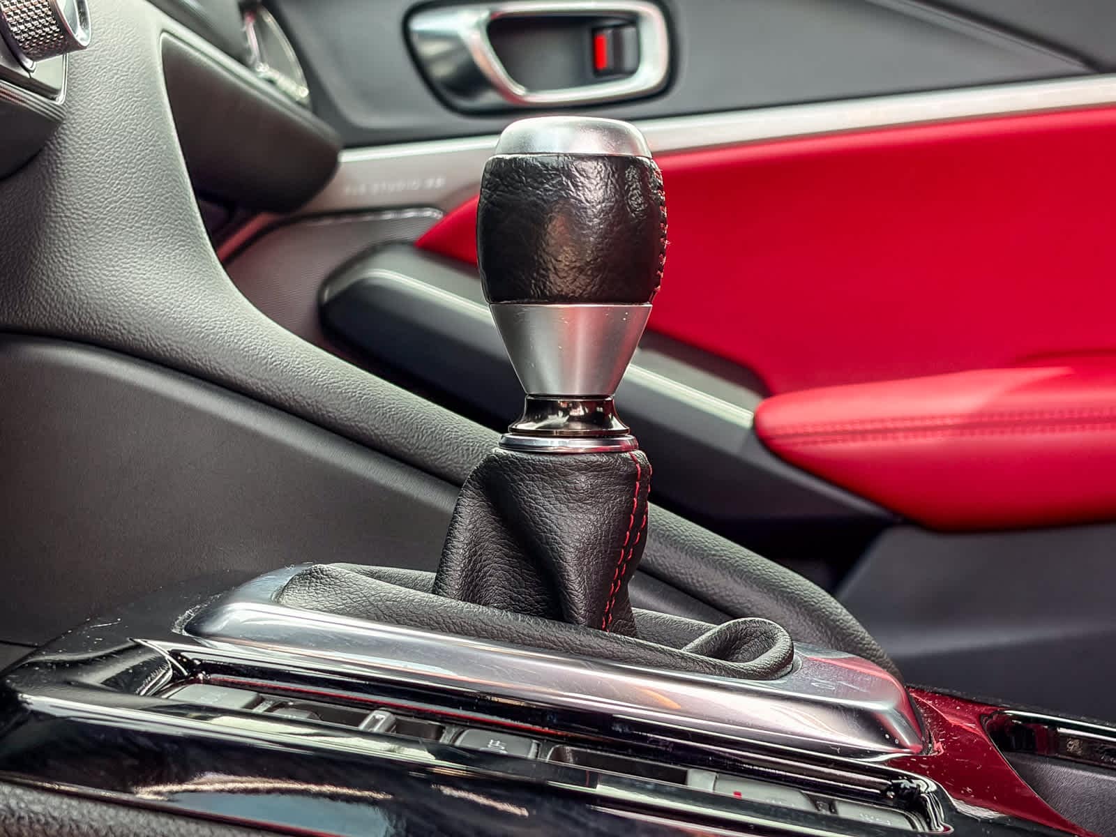 Thumbnail: 2023 Acura Integra - 22