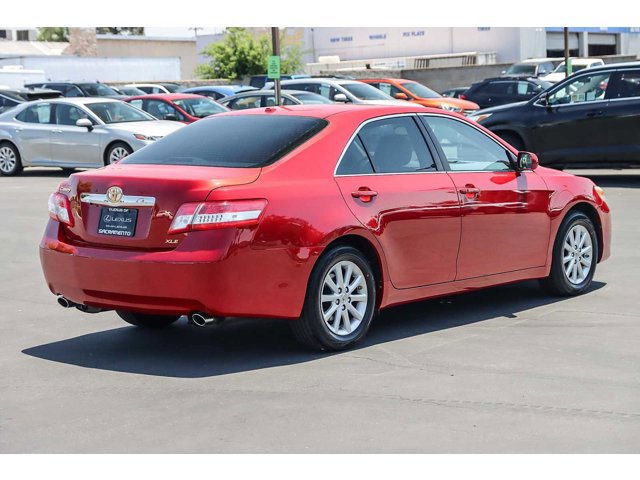 2010 Toyota Camry XLE 4