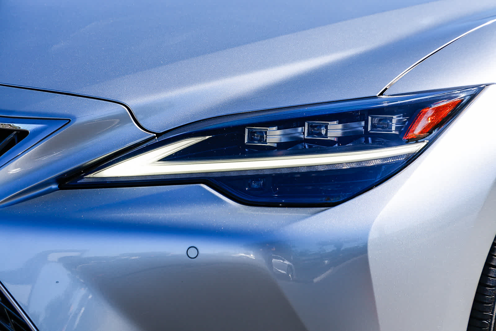 Thumbnail: 2023 Lexus LS - 7