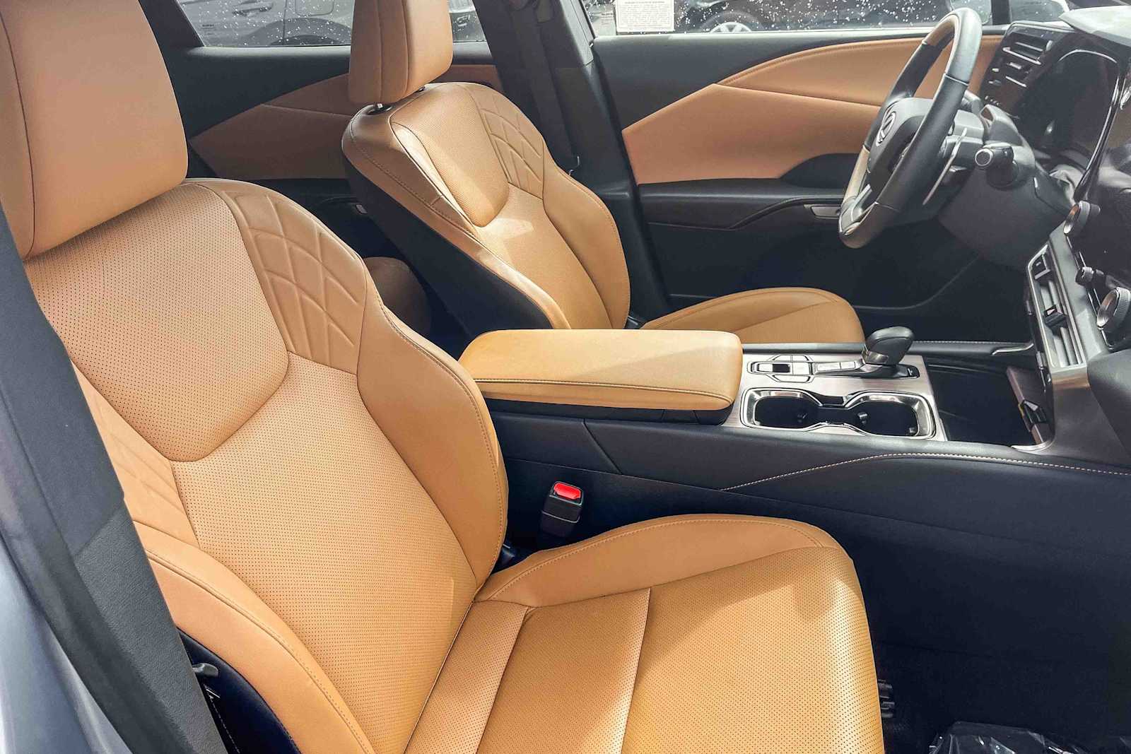 Thumbnail: 2024 Lexus RX - 16