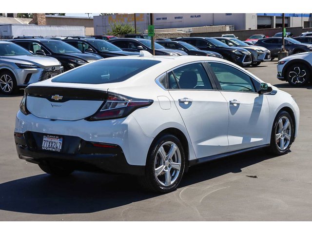 2017 Chevrolet Volt LT 4