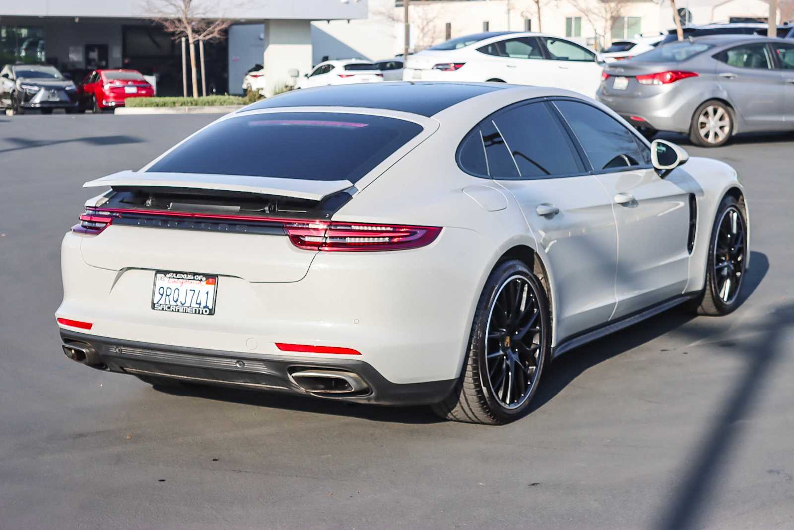 Thumbnail: 2018 Porsche Panamera - 4
