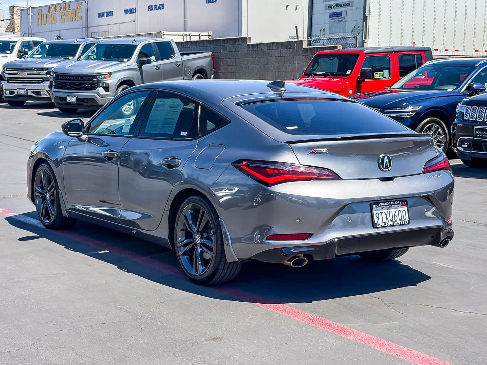 Thumbnail: 2023 Acura Integra - 2