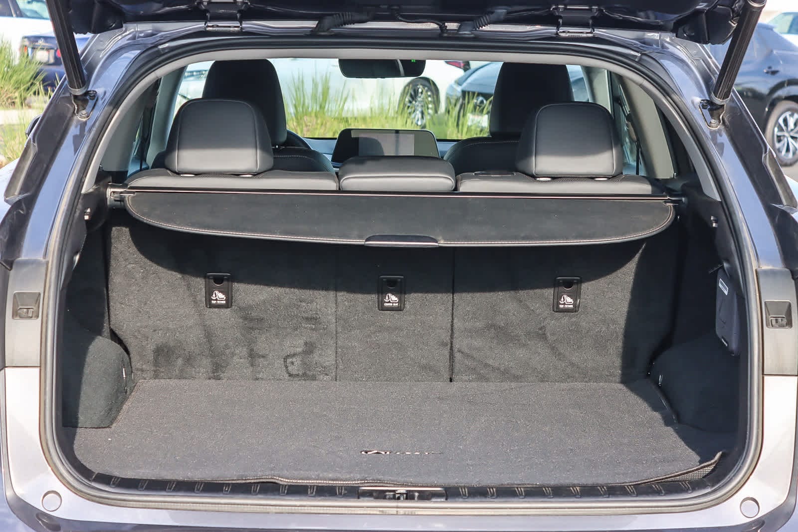 Thumbnail: 2022 Lexus RX - 26