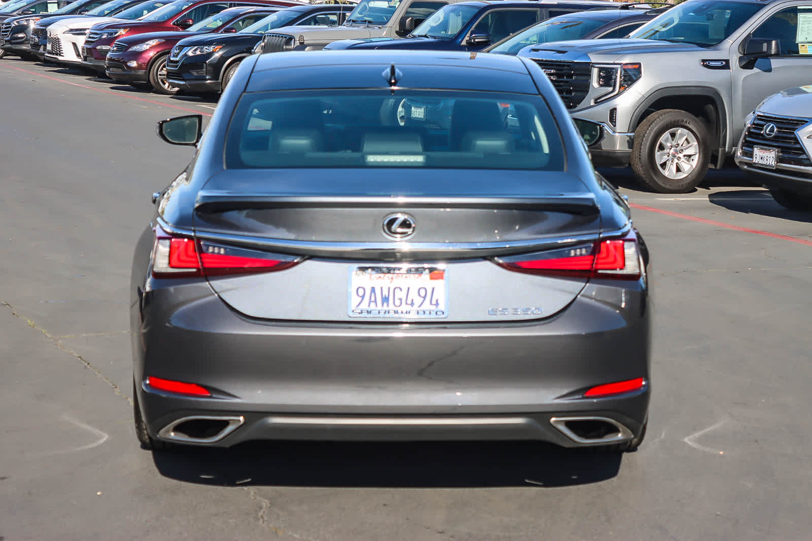 Thumbnail: 2022 Lexus ES - 3