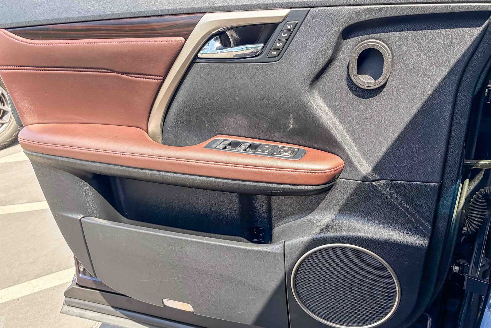 Thumbnail: 2019 Lexus RX - 20