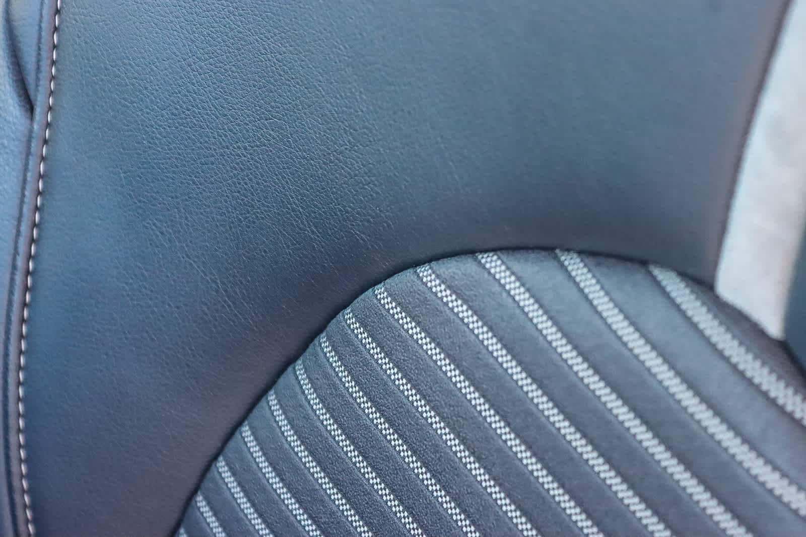 Thumbnail: 2020 Toyota Camry - 21