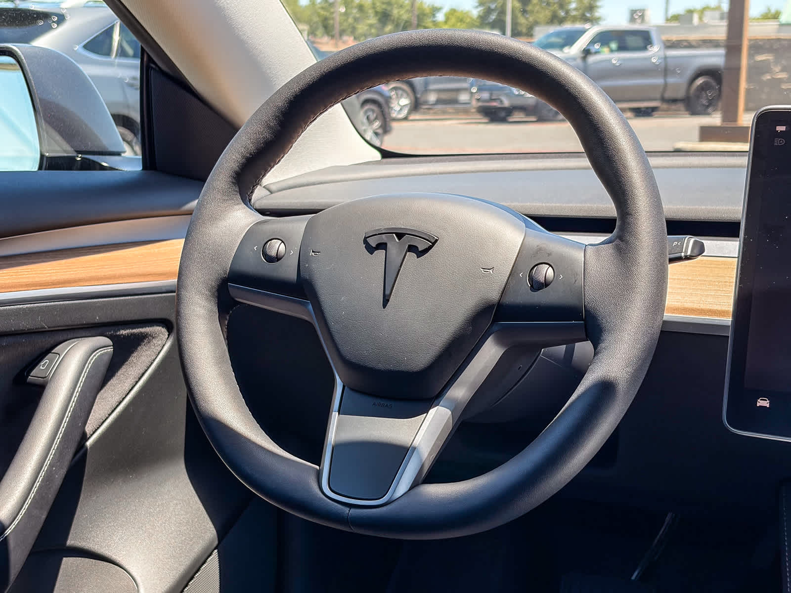 Thumbnail: 2023 Tesla Model 3 - 14