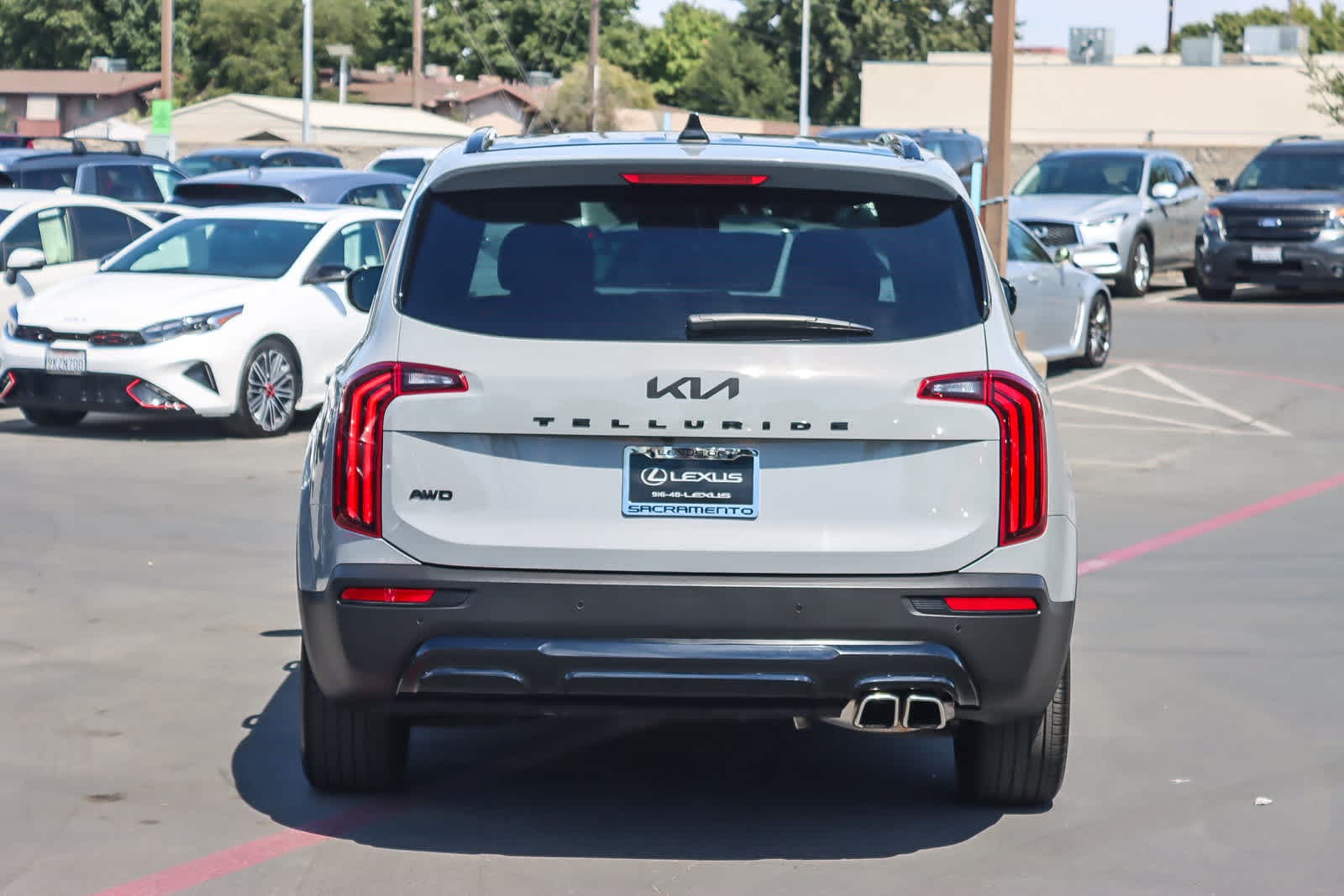 Thumbnail: 2022 Kia Telluride - 3