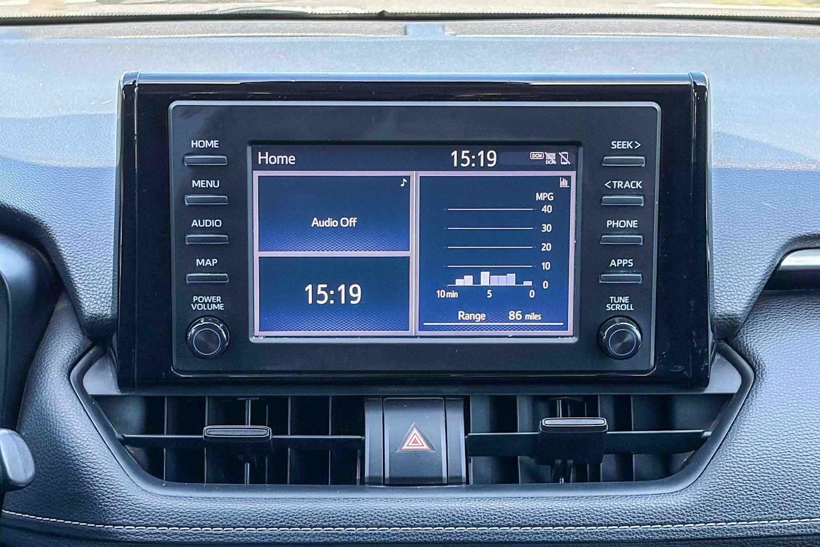 Thumbnail: 2019 Toyota RAV4 - 13