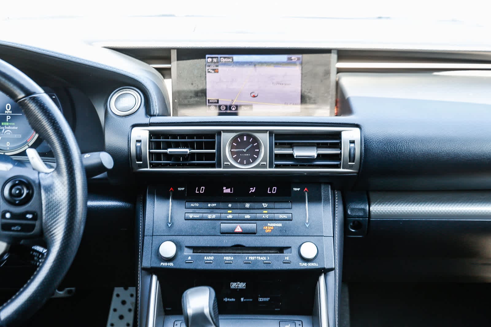 Thumbnail: 2015 Lexus IS - 12