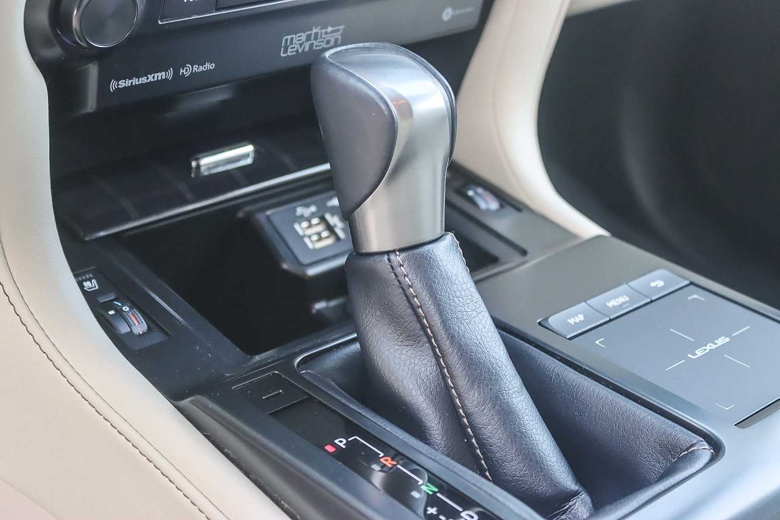 Thumbnail: 2023 Lexus GX - 19