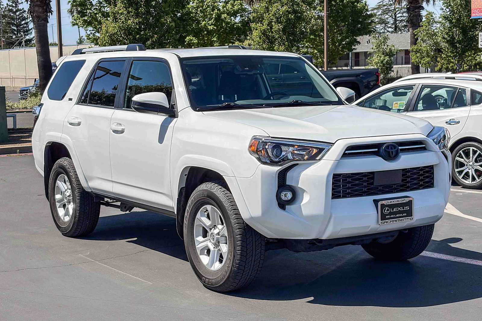 2024 Toyota 4Runner SR5 photo 4