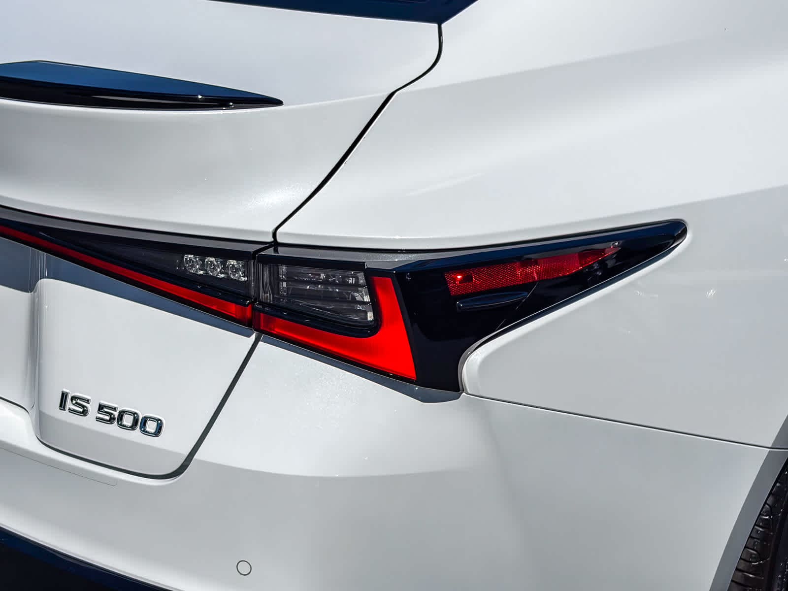 2023 LEXUS IS 500 F SPORT Performance Premium photo 3