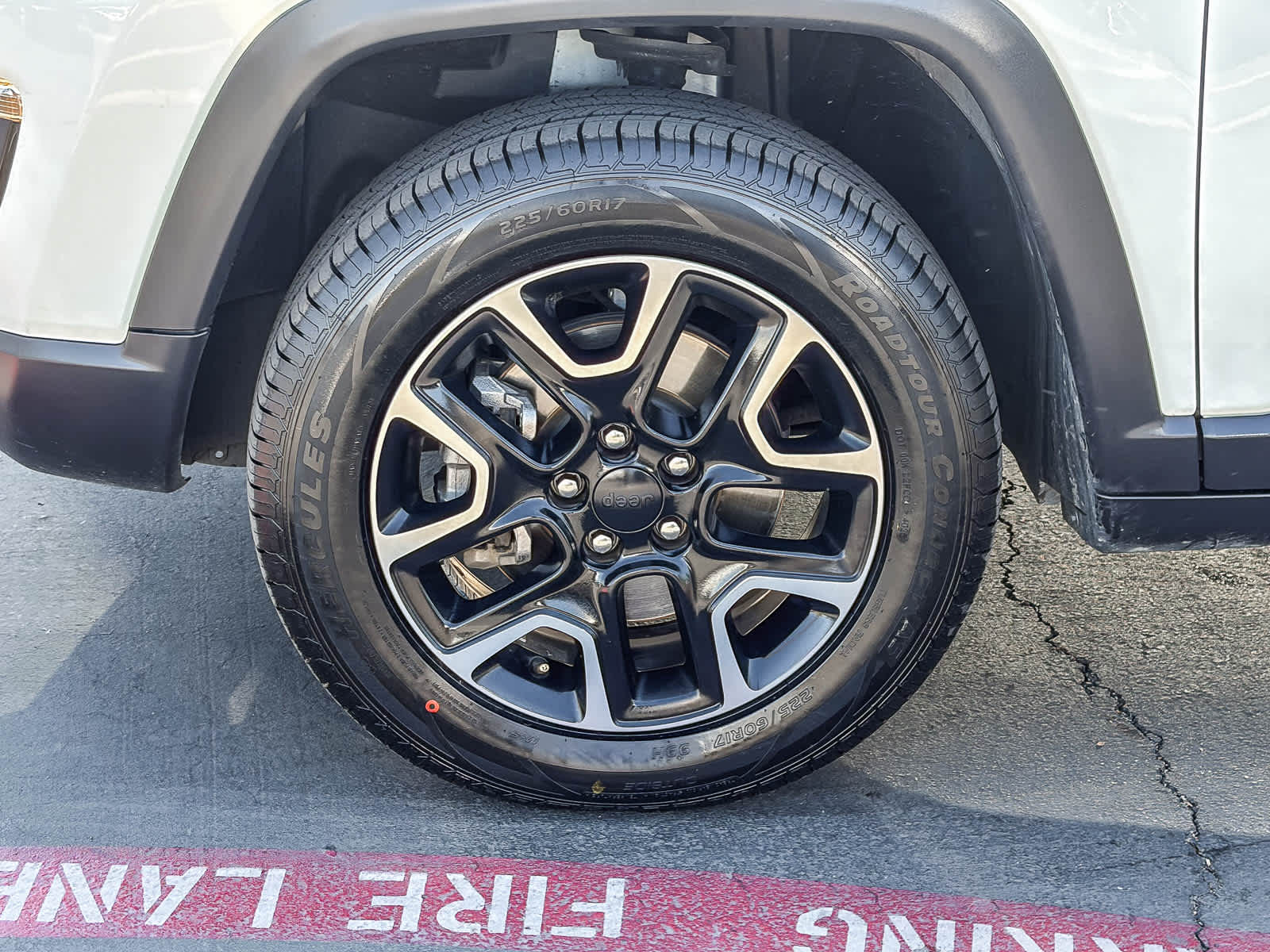 Thumbnail: 2019 Jeep Compass - 9