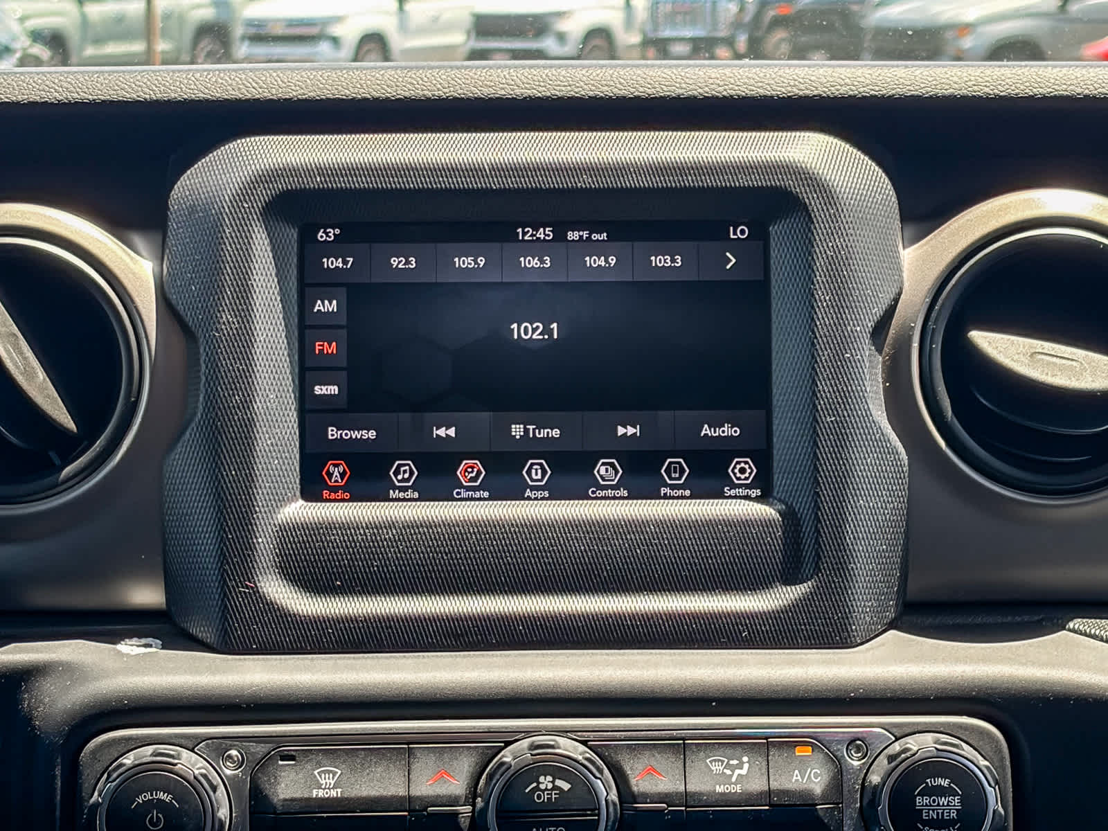 Thumbnail: 2021 Jeep Wrangler - 12