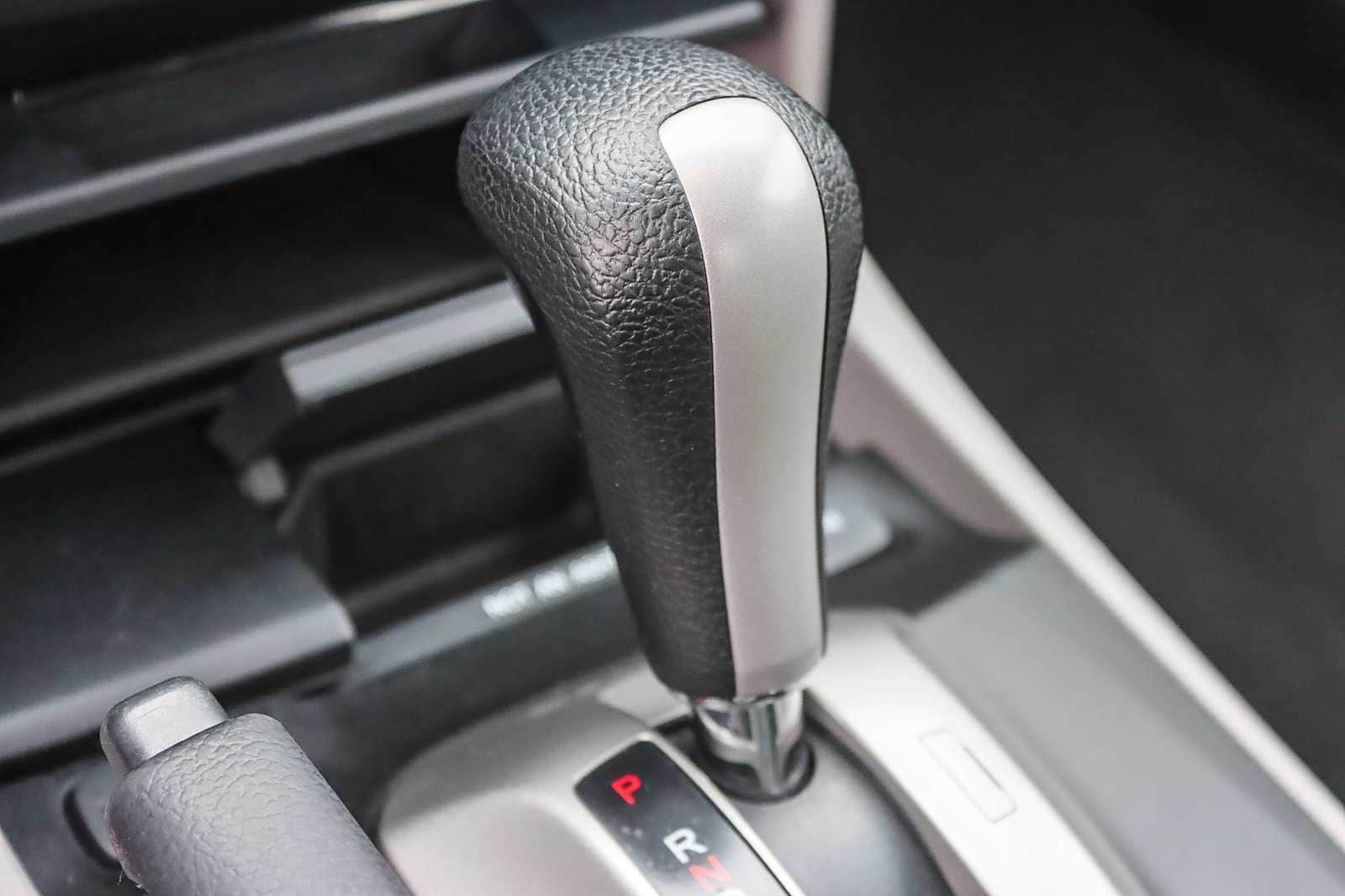 Thumbnail: 2010 Honda Accord - 19