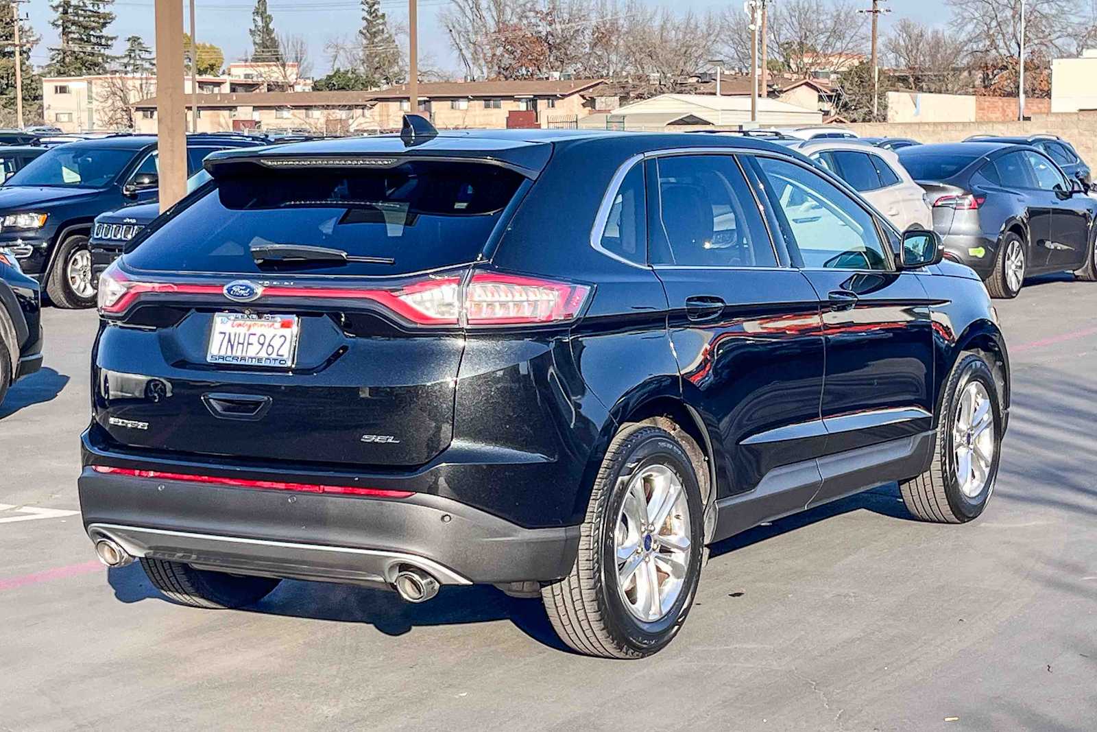 Thumbnail: 2015 Ford Edge - 4