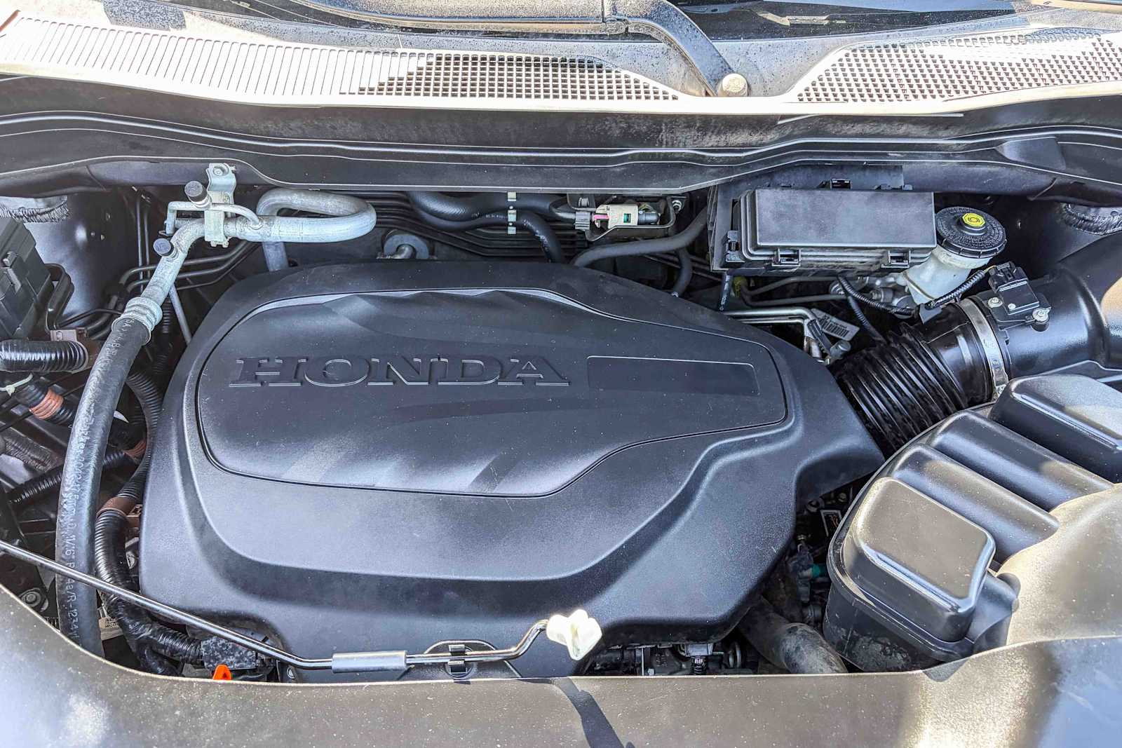 Thumbnail: 2016 Honda Pilot - 27