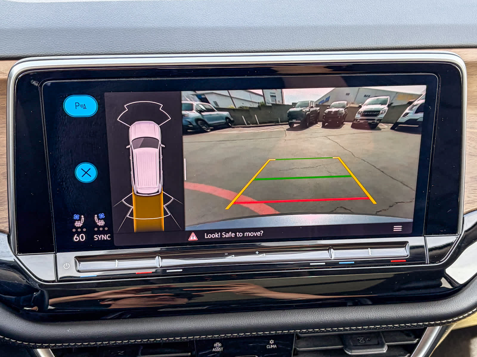 Thumbnail: 2024 Volkswagen Atlas - 23