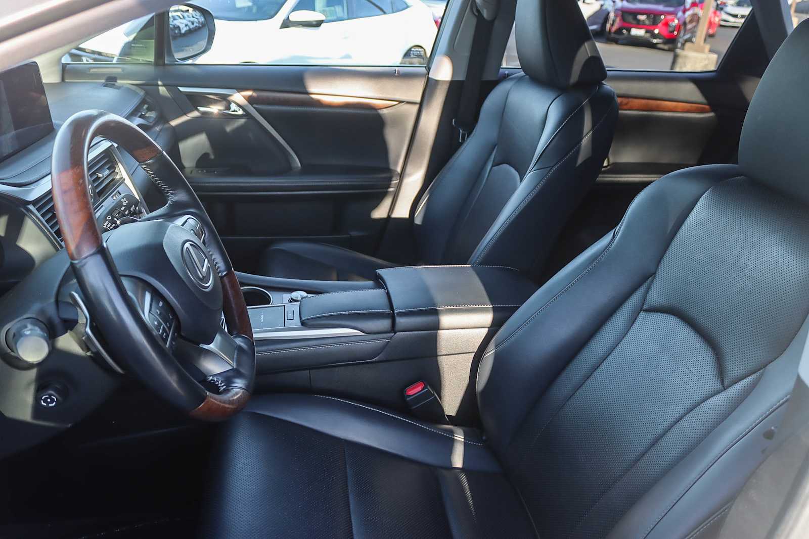 Thumbnail: 2020 Lexus RX - 17