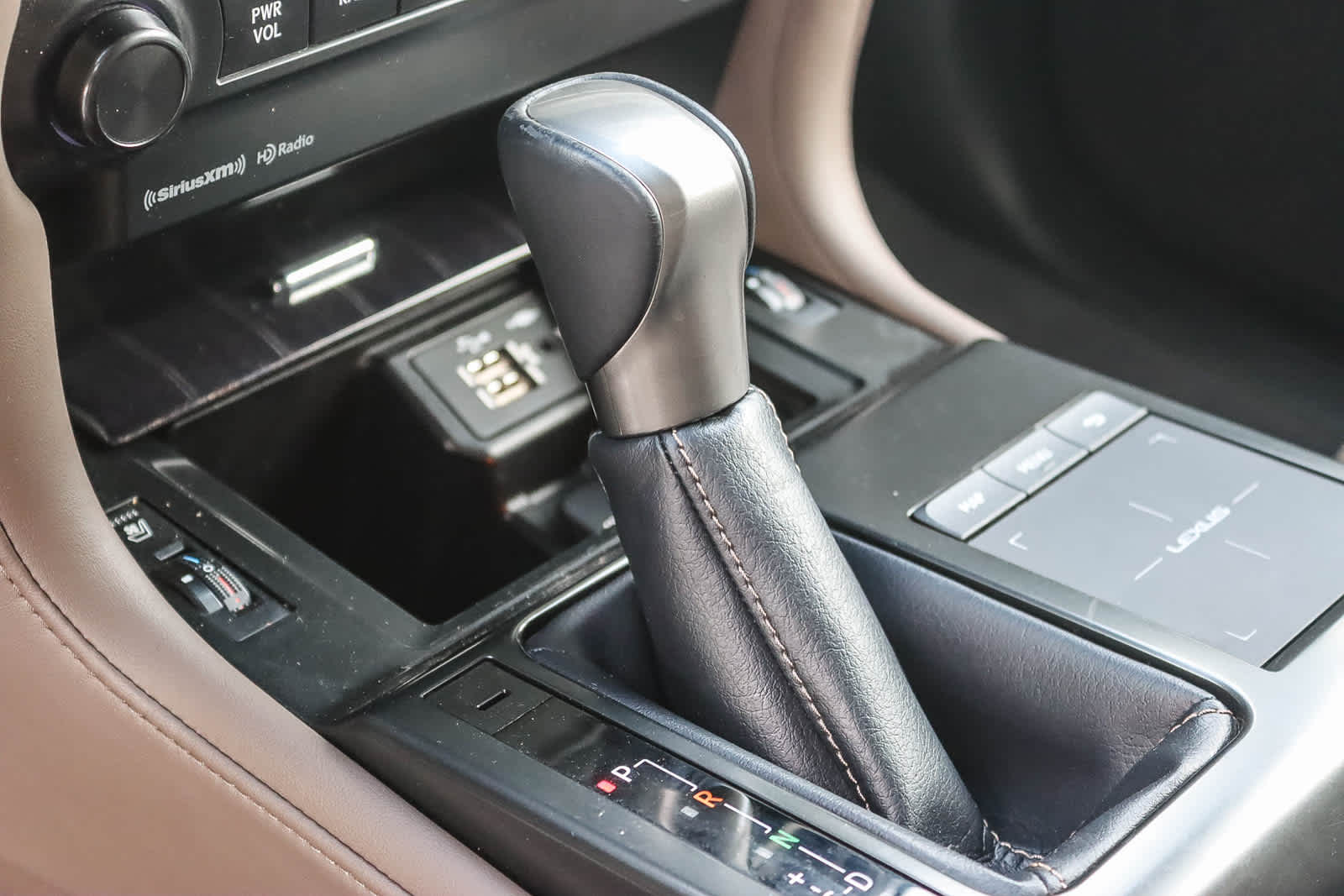 Thumbnail: 2022 Lexus GX - 19