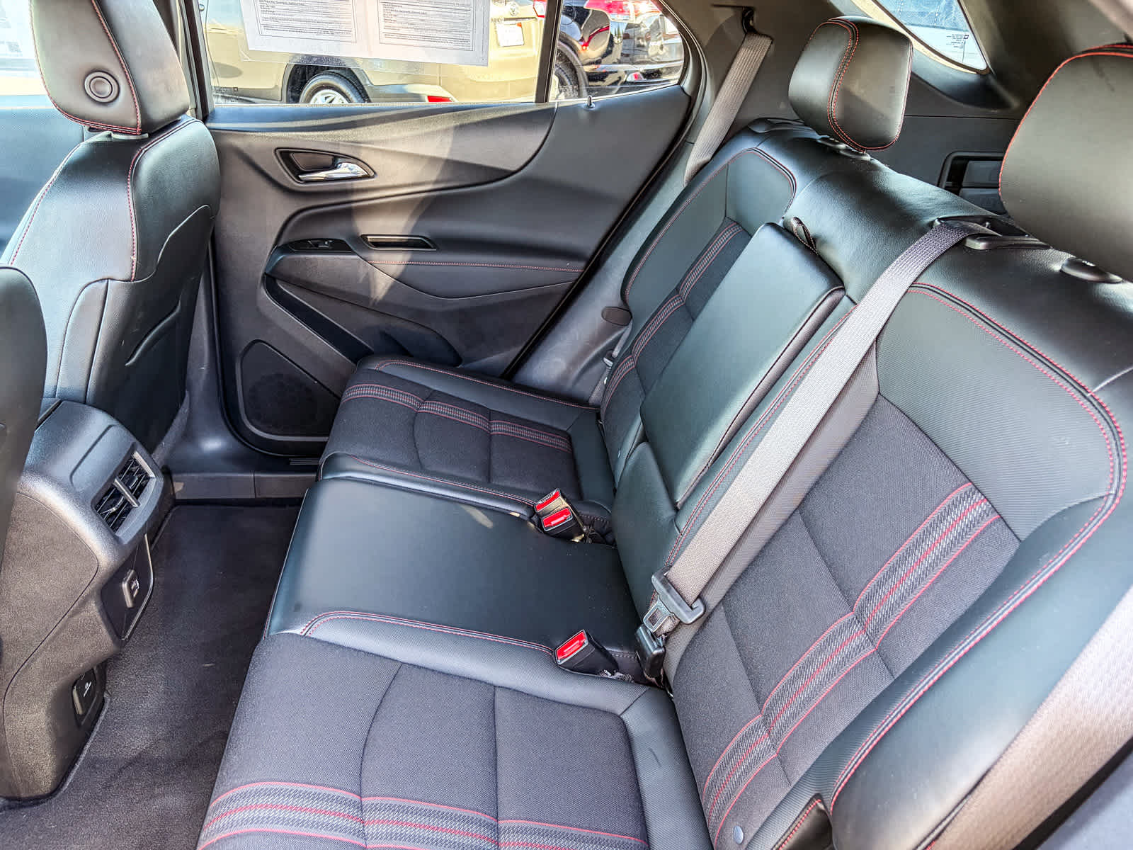 Thumbnail: 2022 Chevrolet Equinox - 17