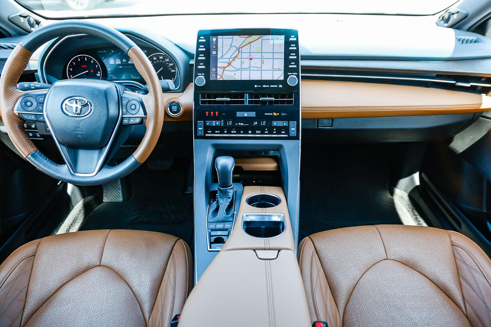 Thumbnail: 2022 Toyota Avalon - 11