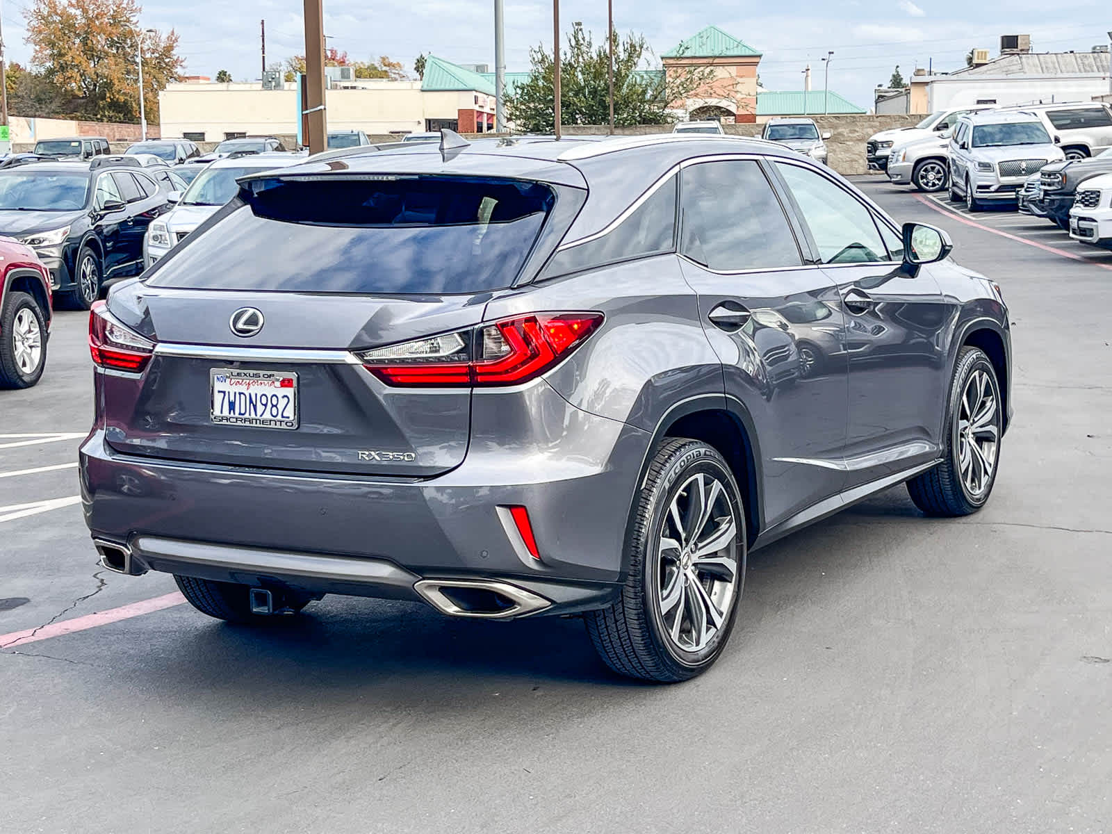 Thumbnail: 2017 Lexus RX - 4