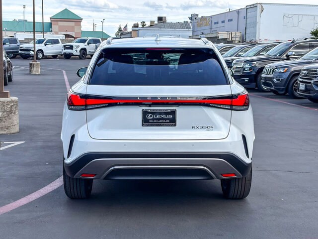 Thumbnail: 2026 Lexus RX - 3