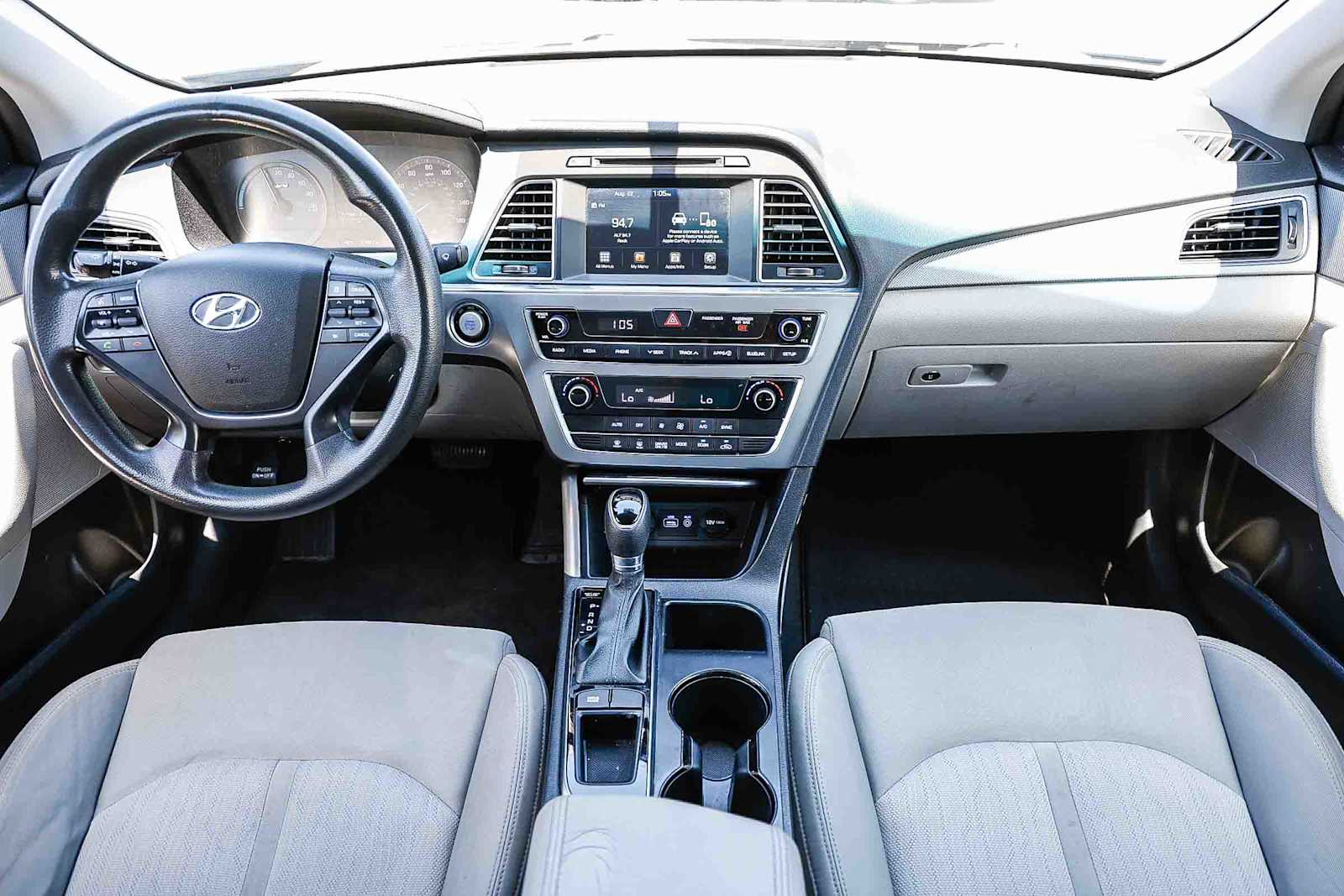 Thumbnail: 2017 Hyundai Sonata - 16
