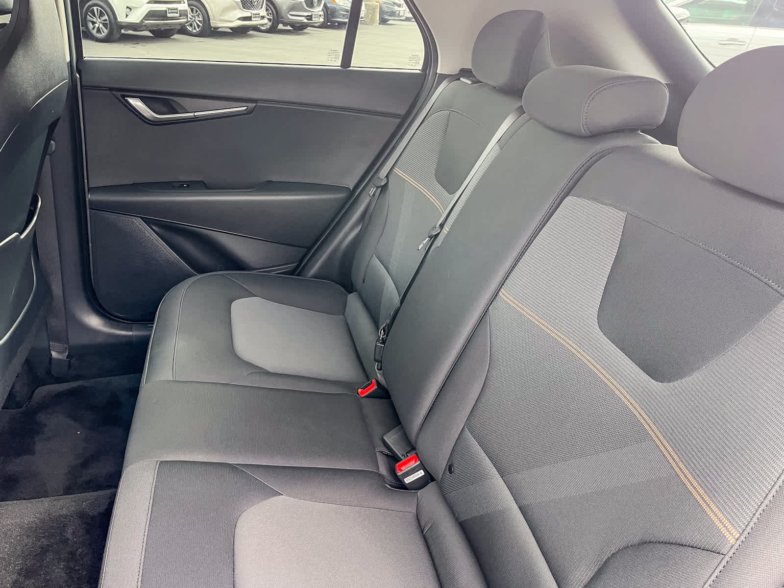 Thumbnail: 2024 Kia Niro - 17