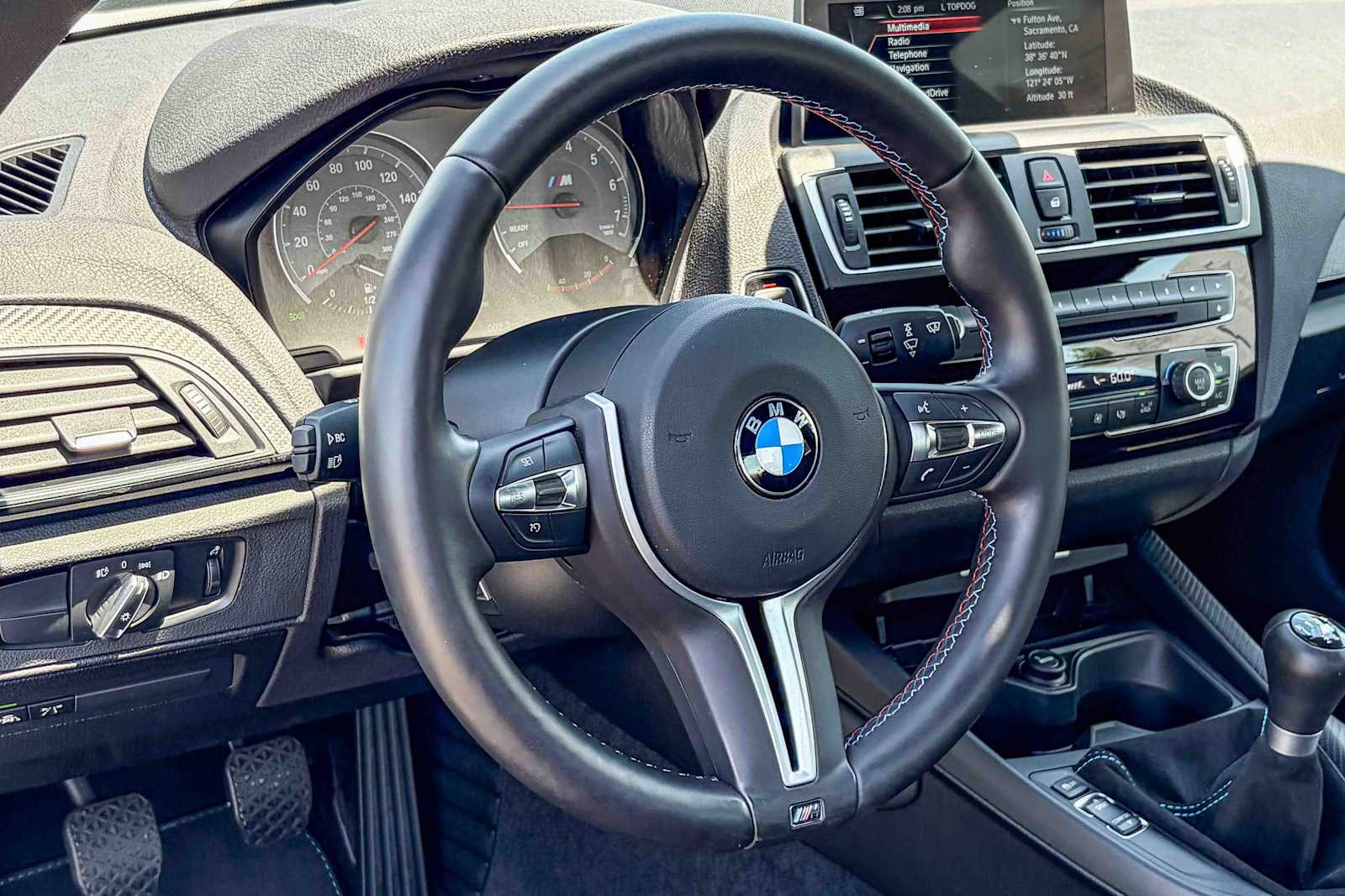 Thumbnail: 2016 BMW M2 - 14