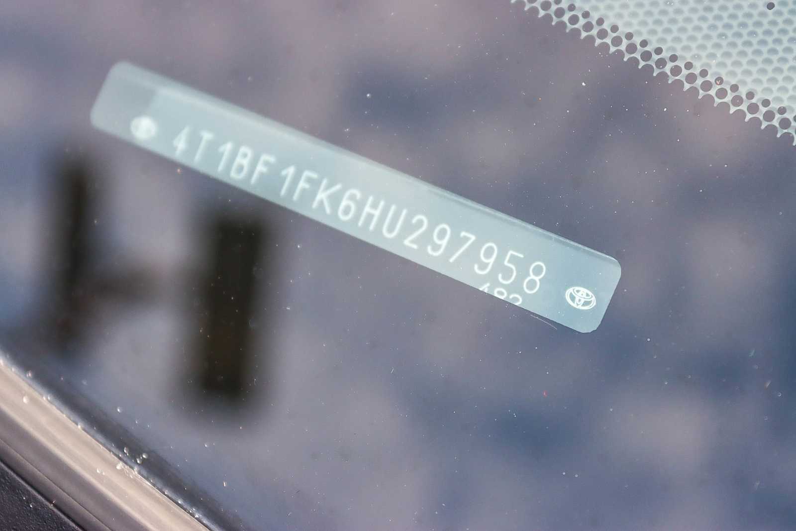 Thumbnail: 2017 Toyota Camry - 27