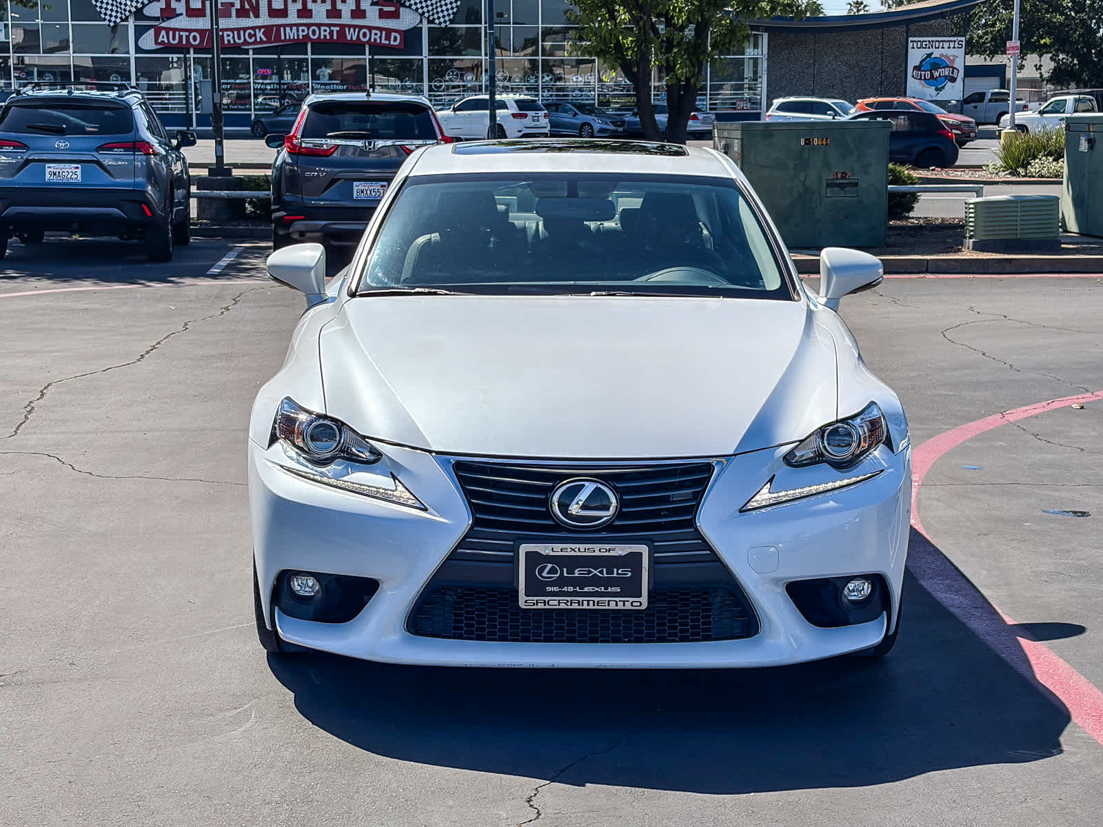 2016 LEXUS IS 200t photo 5