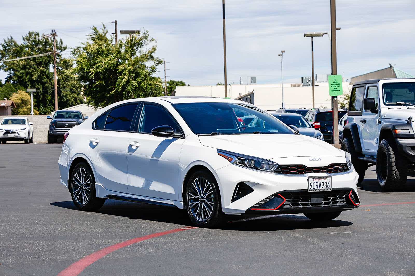 Thumbnail: 2023 Kia Forte - 7
