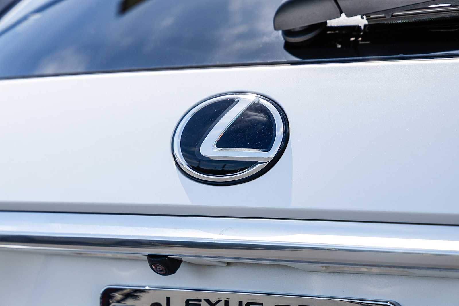 Thumbnail: 2022 Lexus RX - 12