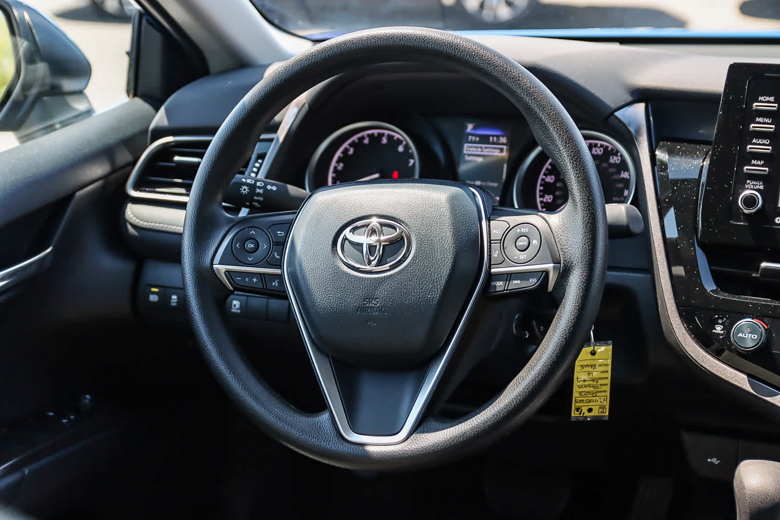Thumbnail: 2023 Toyota Camry - 14