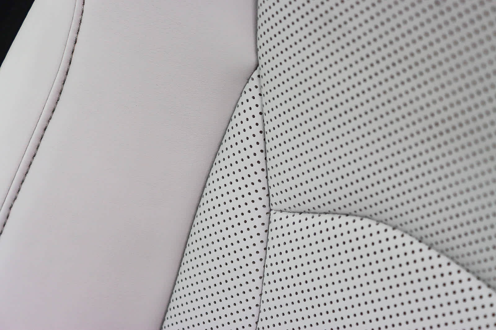 Thumbnail: 2021 Lexus RX - 26